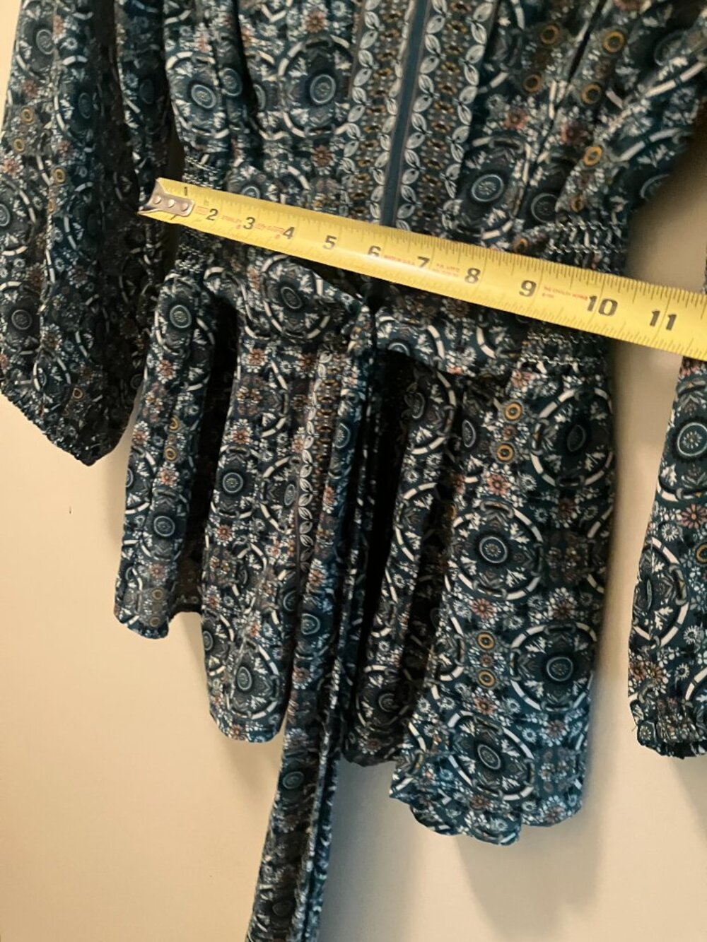 Max Studio Patterned Blouse with Ties Size M - Picture 5 of 10